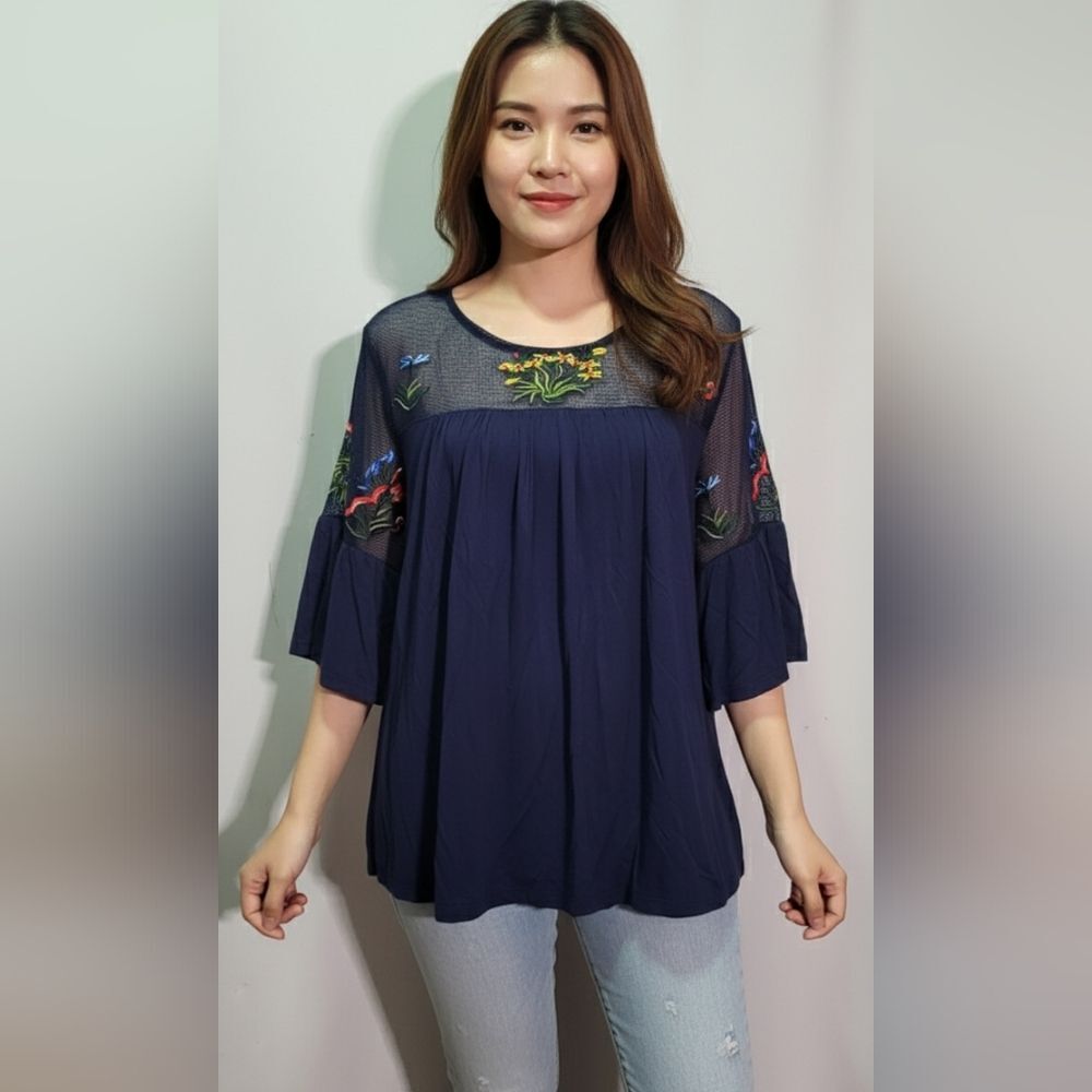 Liz Claiborne Women's Navy Blue Embroidered Floral Mesh Blouse Size XL EUC